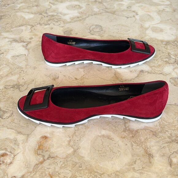 Roger Vivier Red Suede Gommette Ballet Flats - Picture 6 of 15